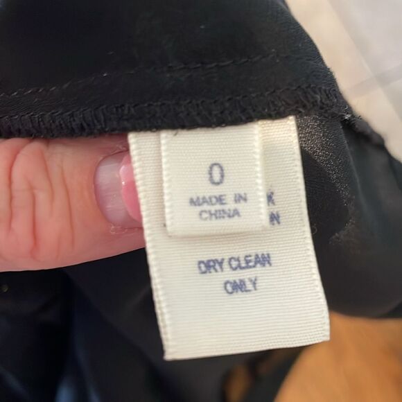 REBECCA MINKOFF GORGEOUS SILK AND LACE BLOUSE BLACK SIZE 0 - Picture 10 of 11